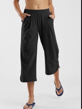 Title Nine Slaycation Black Cropped Wide-Leg Active Pants M